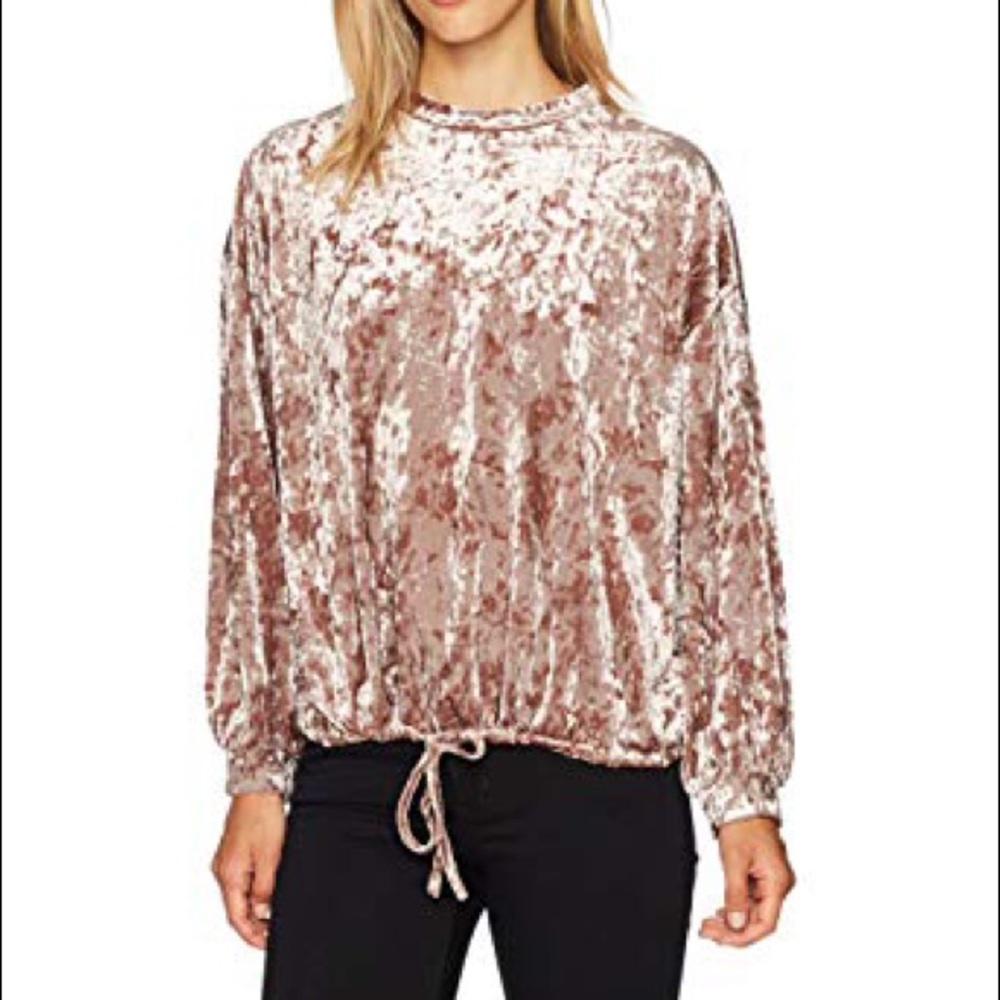 Adrianna Papell L light tan crushed velvet top